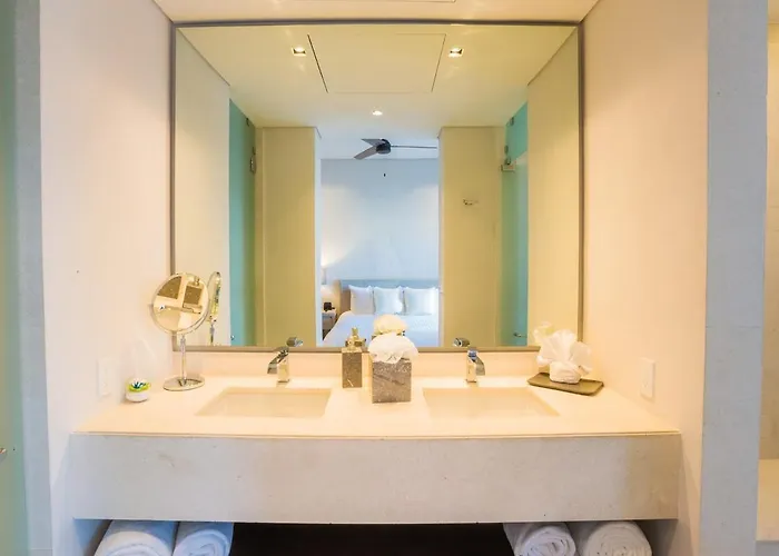 Casa Marina On Of Puerto Paraiso Mall! Appartement