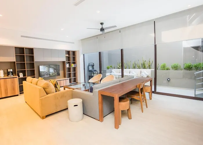 Casa Marina On Of Puerto Paraiso Mall! Appartement