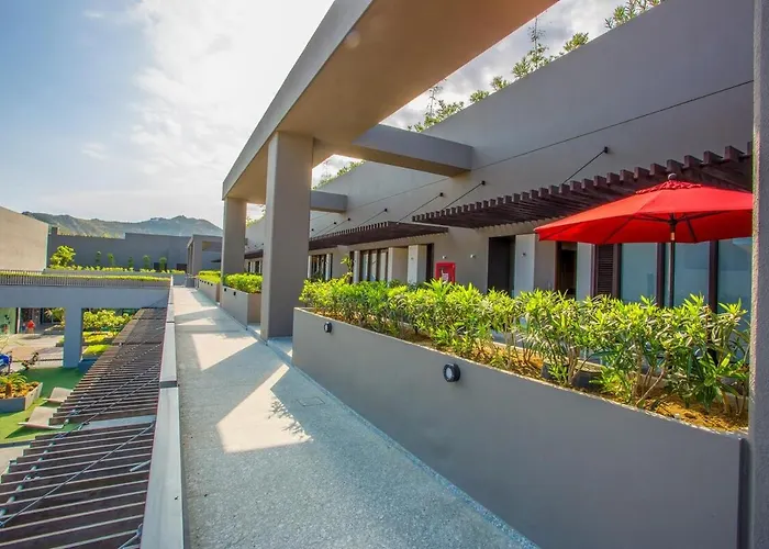 Casa Marina On Of Puerto Paraiso Mall! * Cabo San Lucas